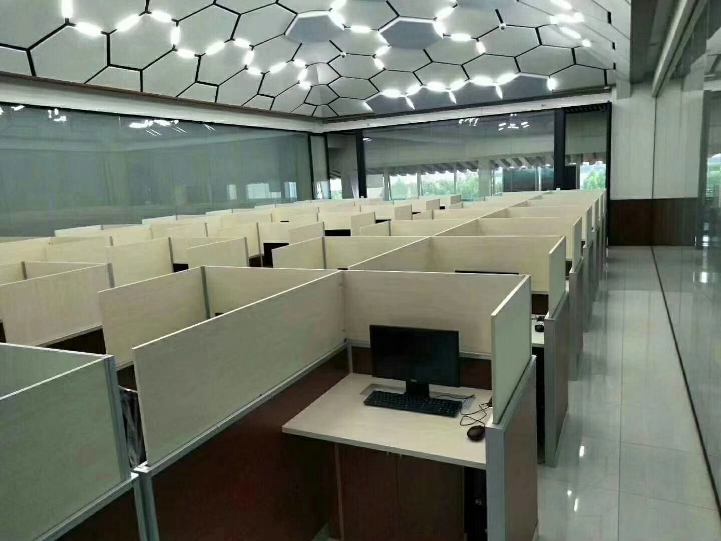 升降屏風桌